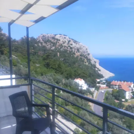 Manzara Evi *